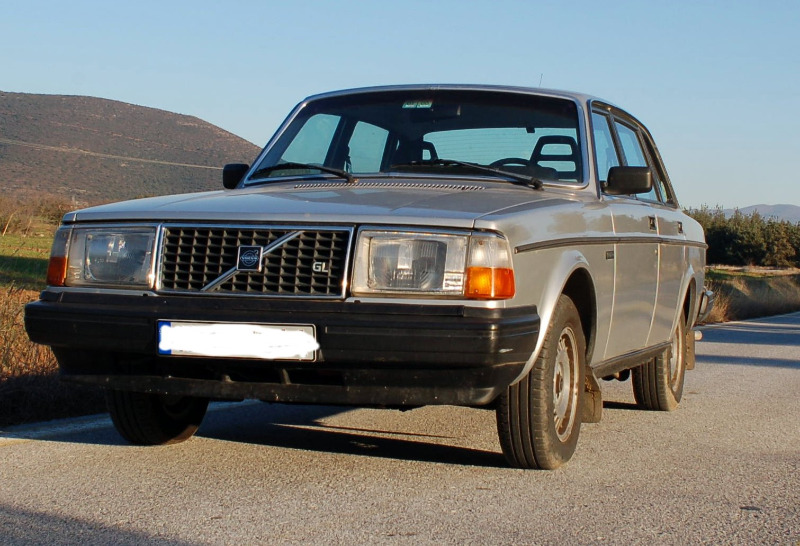 Classic Volvo Cars for Sale CCFS