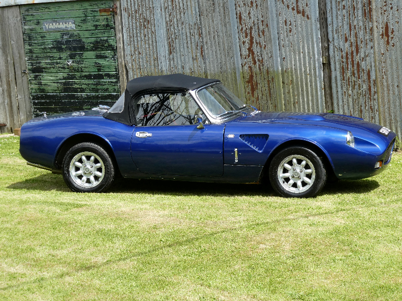 Classic Triumph Spitfire Cars for Sale | CCFS