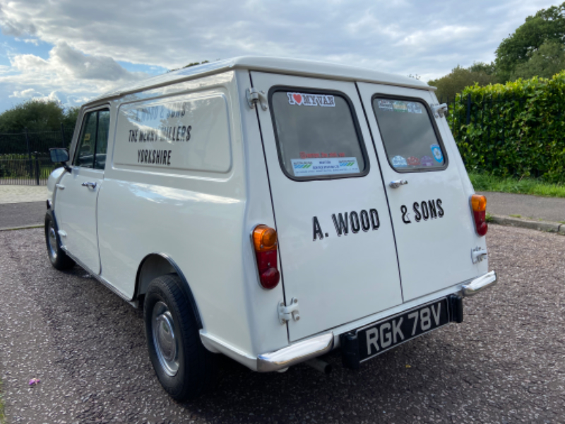 Austin mini van hot sale for sale uk