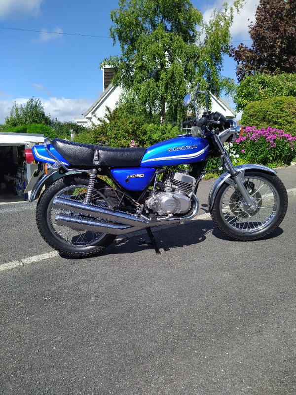 Classic Kawasaki Bikes for Sale CCFS UK
