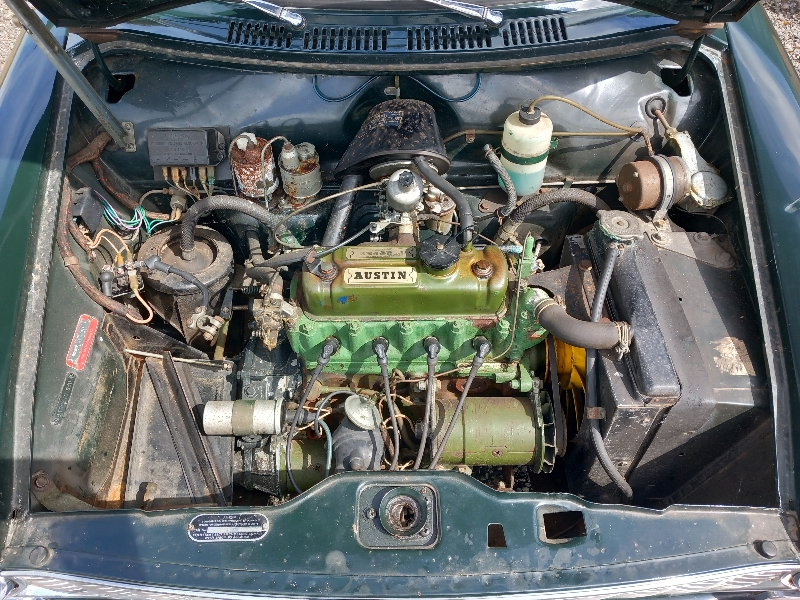 412899