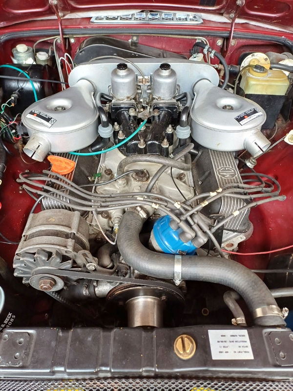424351