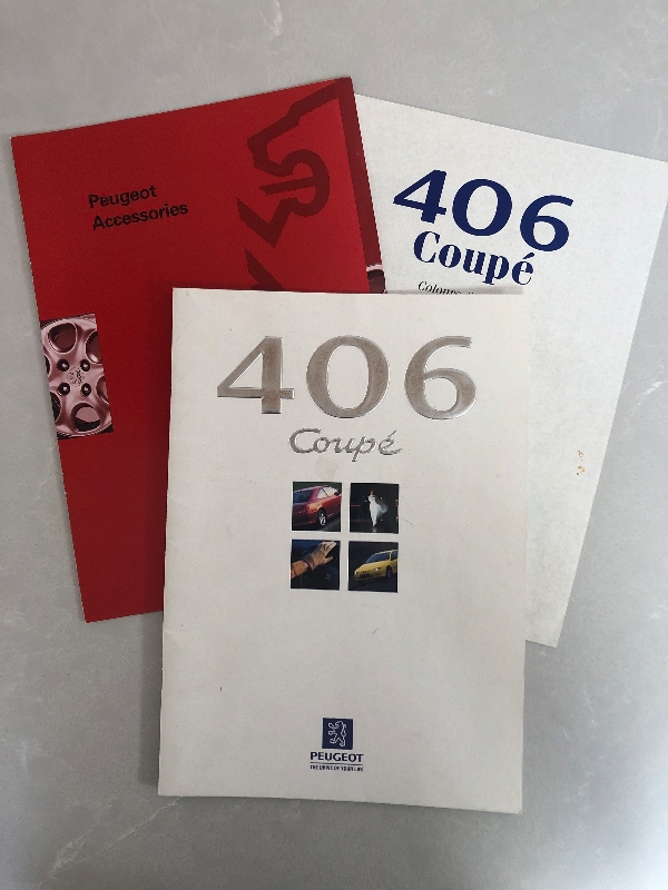 424759