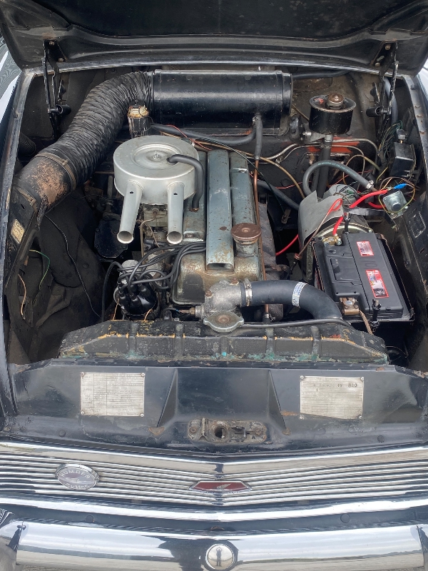 424884