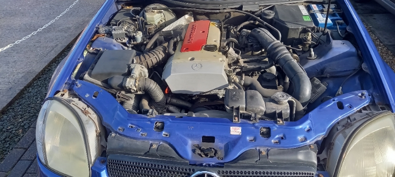 425712