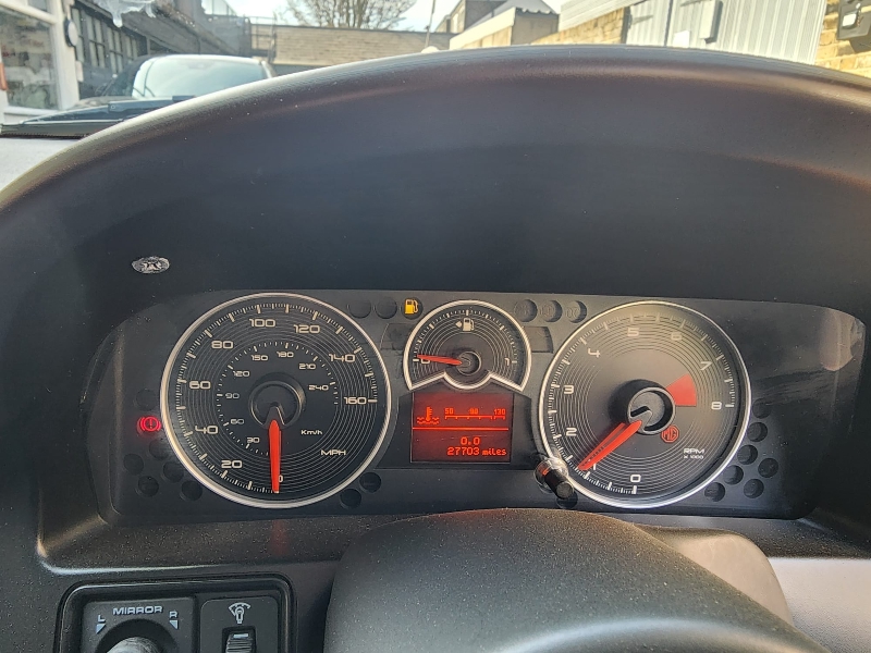 427985