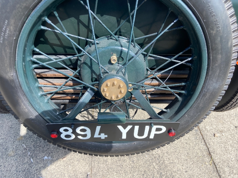 431134